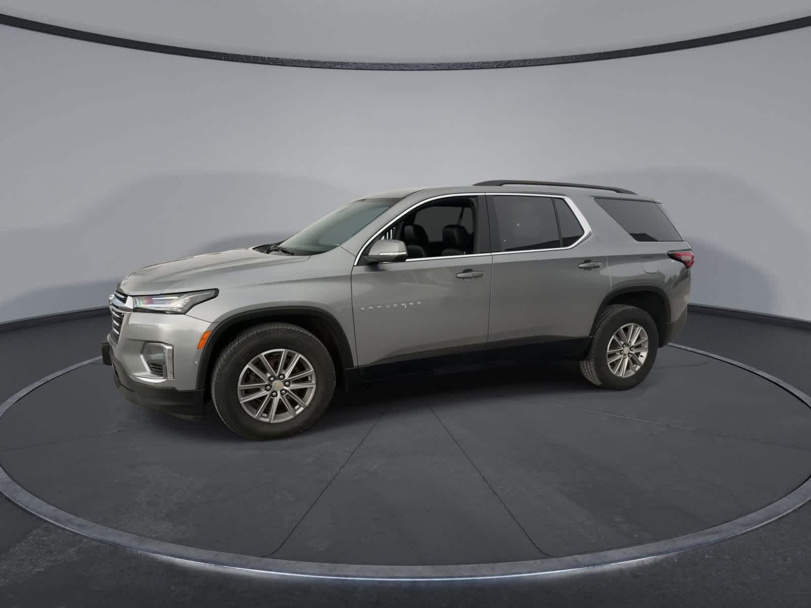 Thumbnail: 2023 Chevrolet Traverse - 4