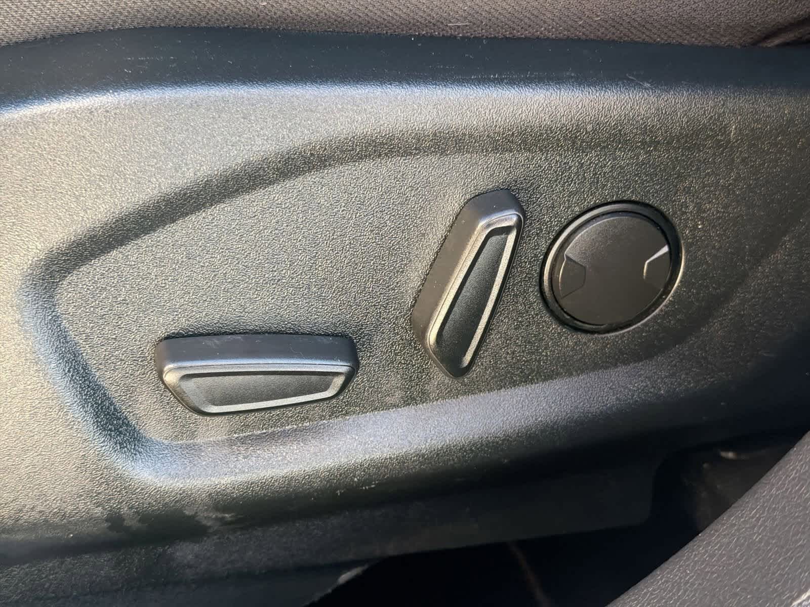 Thumbnail: 2019 Ford Explorer - 18