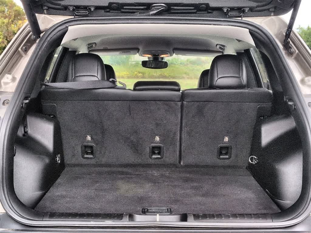 Thumbnail: 2019 Jeep Cherokee - 34