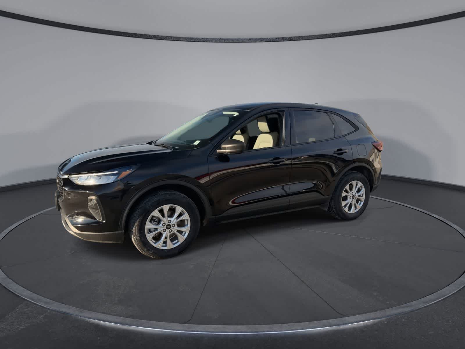 Thumbnail: 2025 Ford Escape - 4