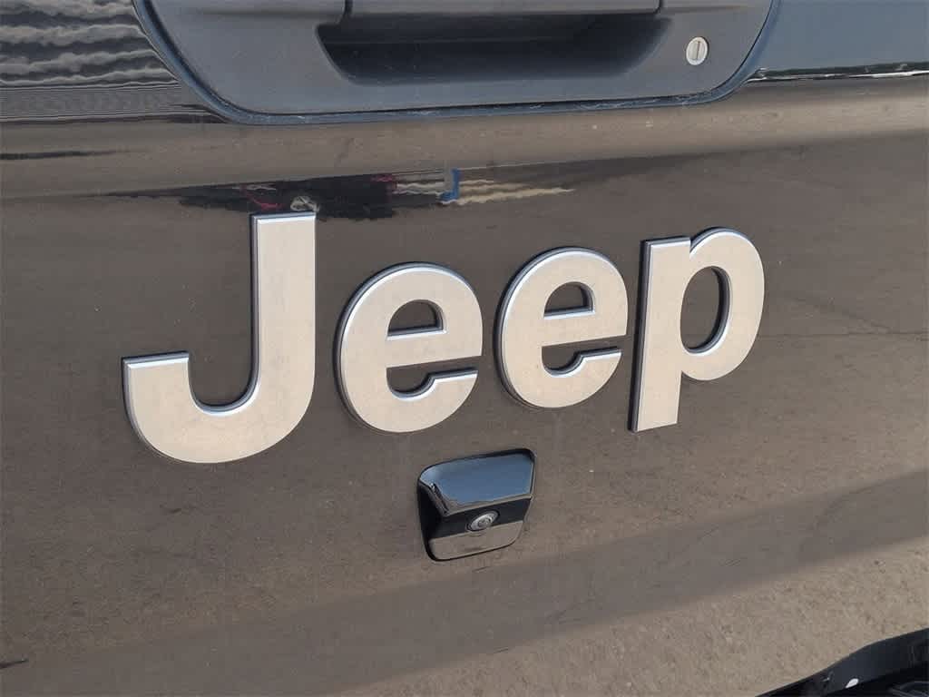 Thumbnail: 2020 Jeep Gladiator - 13