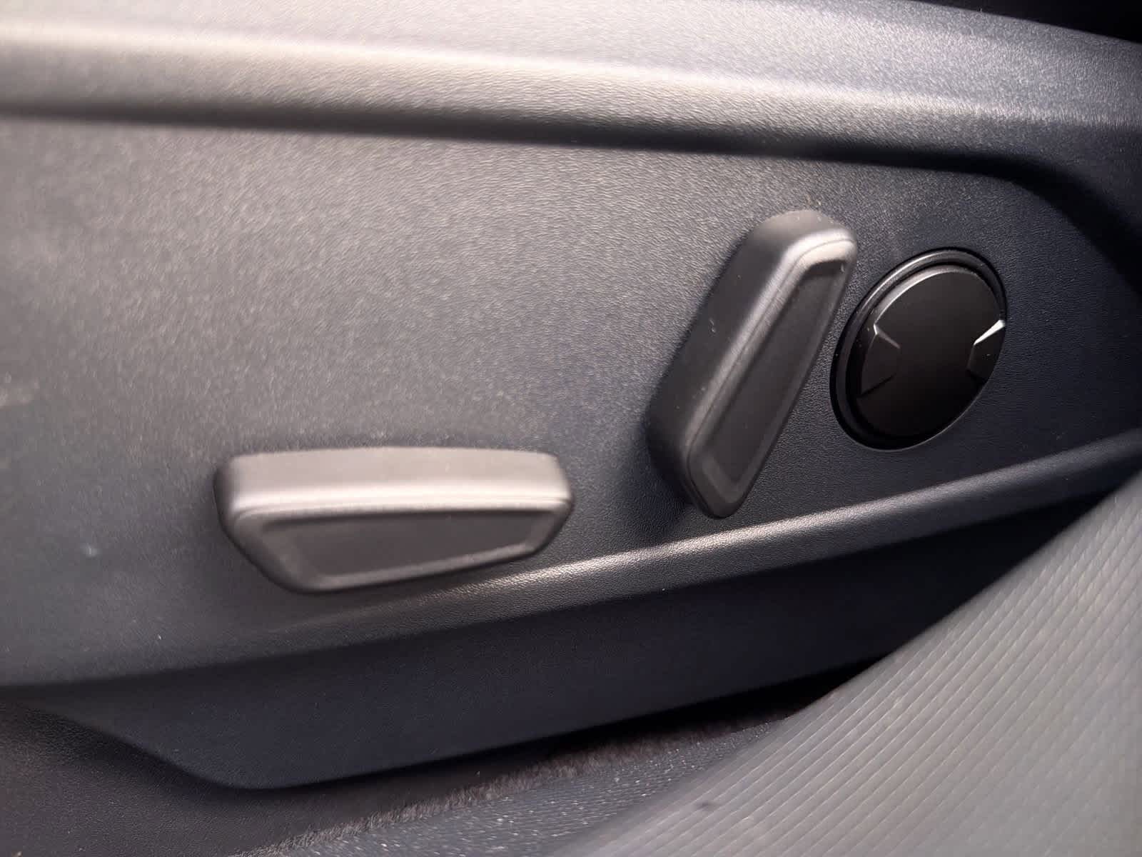 Thumbnail: 2025 Ford Mustang Mach-E - 18