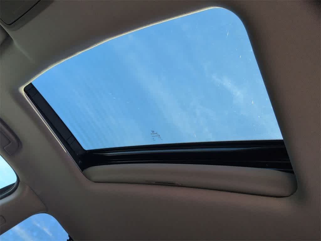 Thumbnail: 2022 Honda Pilot - 20