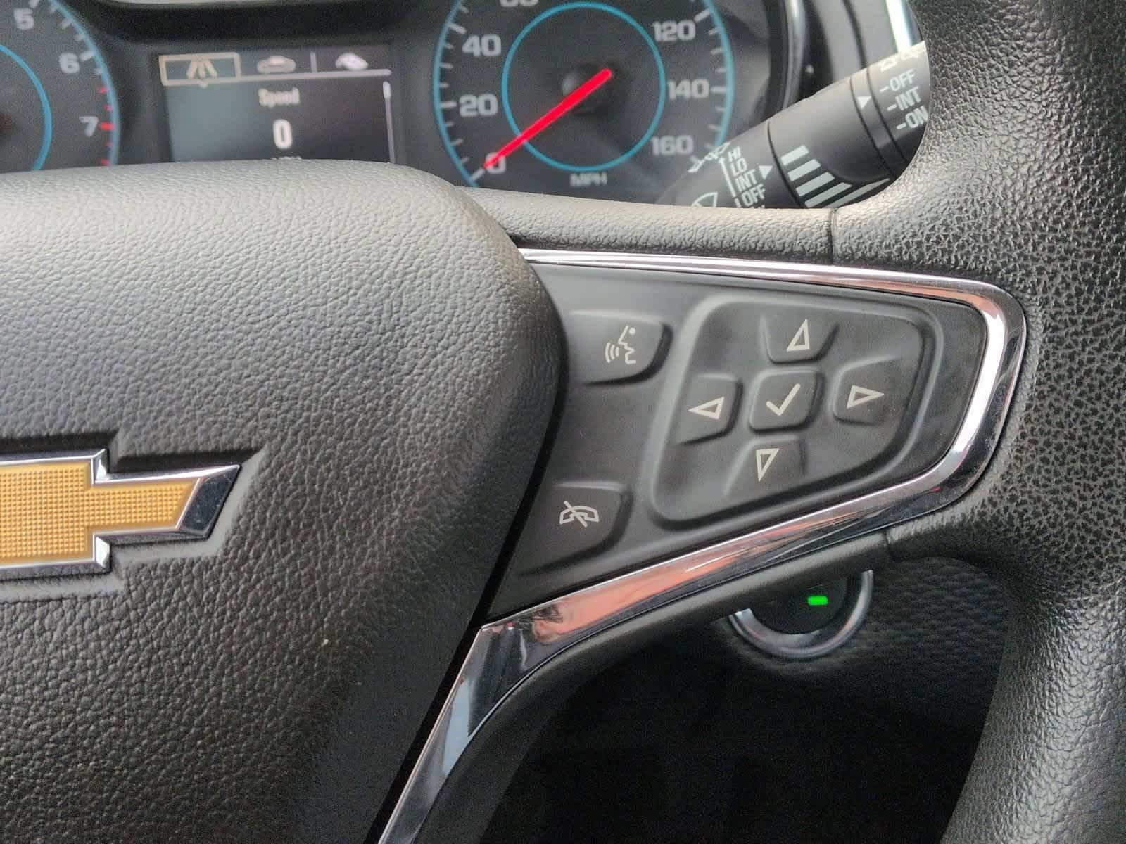 Thumbnail: 2018 Chevrolet Cruze - 25