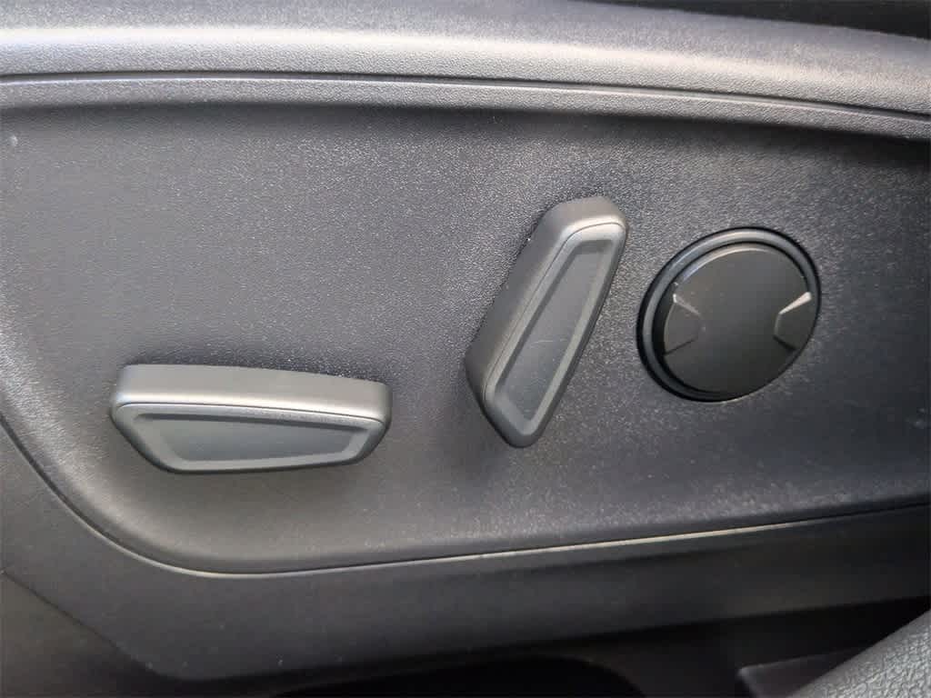 Thumbnail: 2022 Ford Bronco Sport - 18