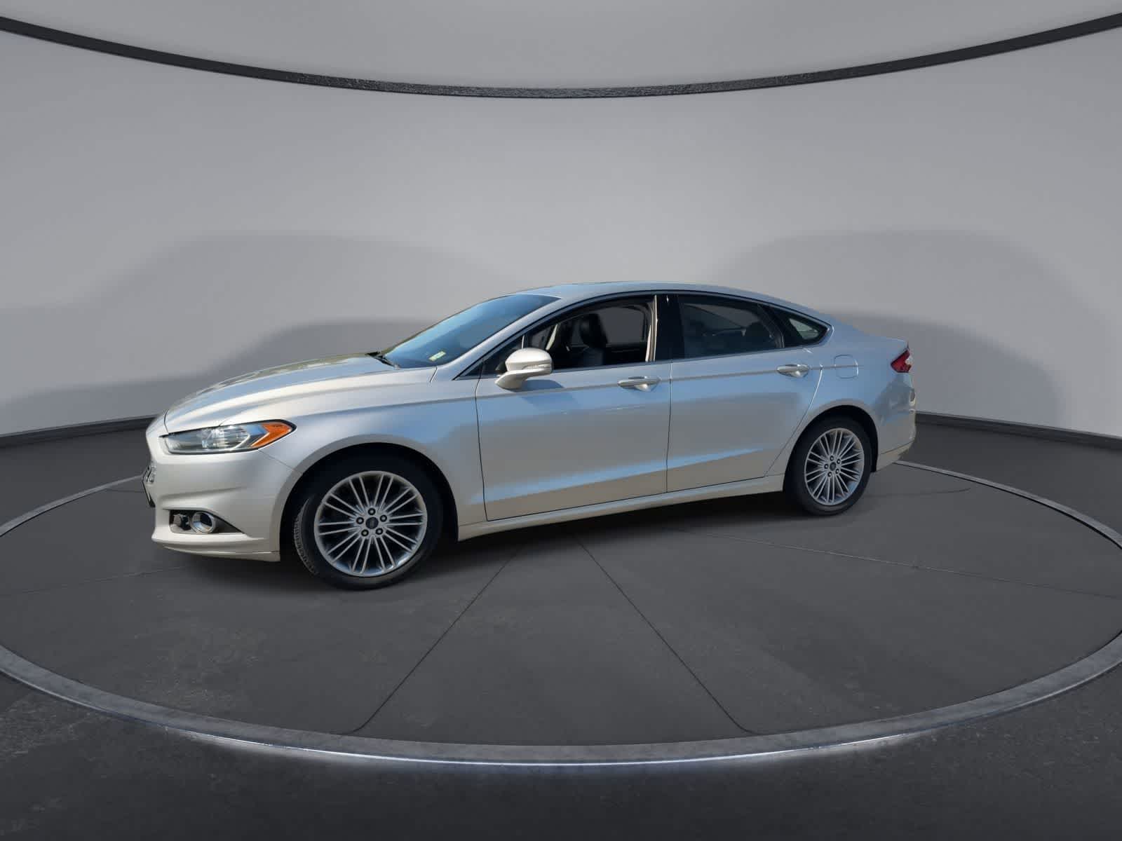 Thumbnail: 2016 Ford Fusion - 4