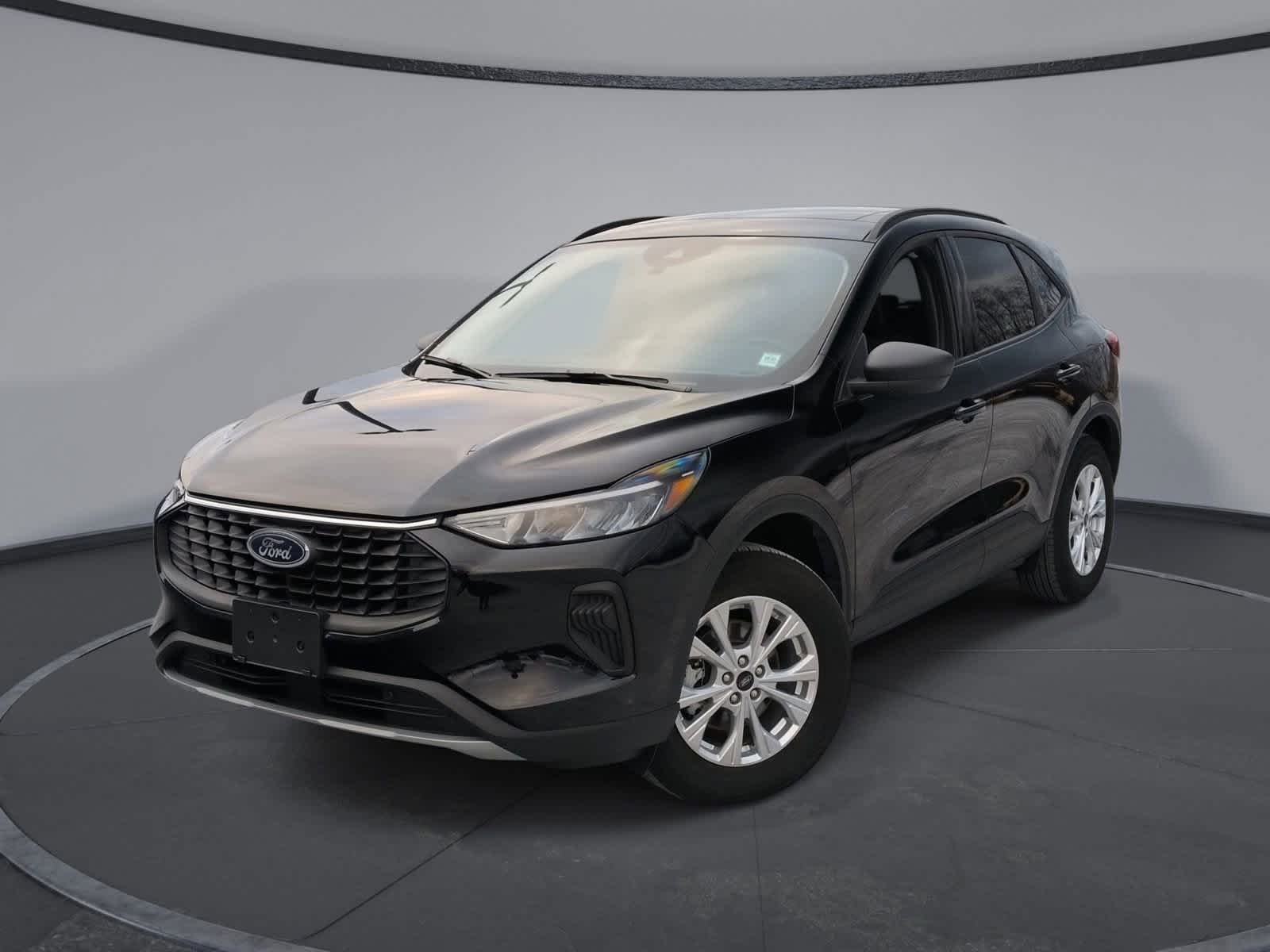 Thumbnail: 2025 Ford Escape - 1