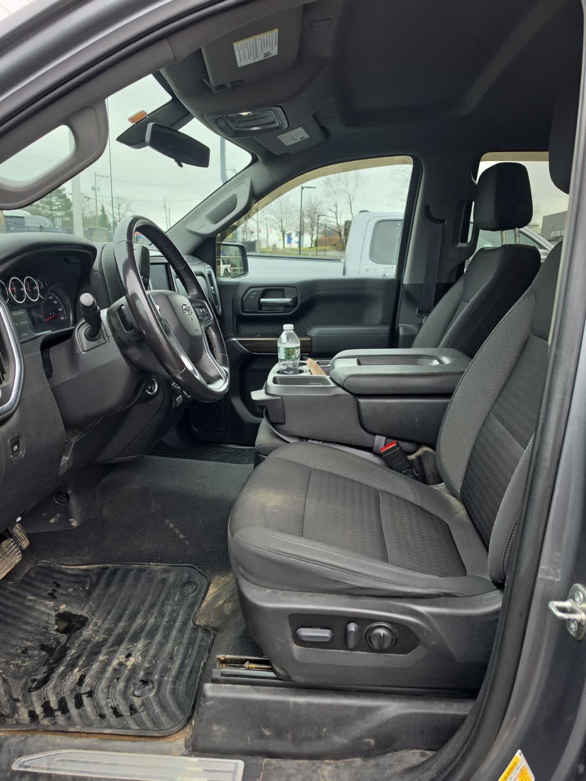 Thumbnail: 2022 Chevrolet Silverado 1500 - 2