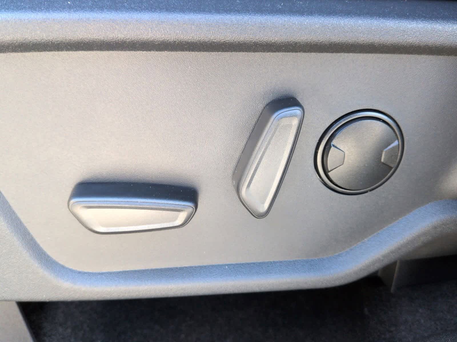 Thumbnail: 2025 Ford Bronco - 18