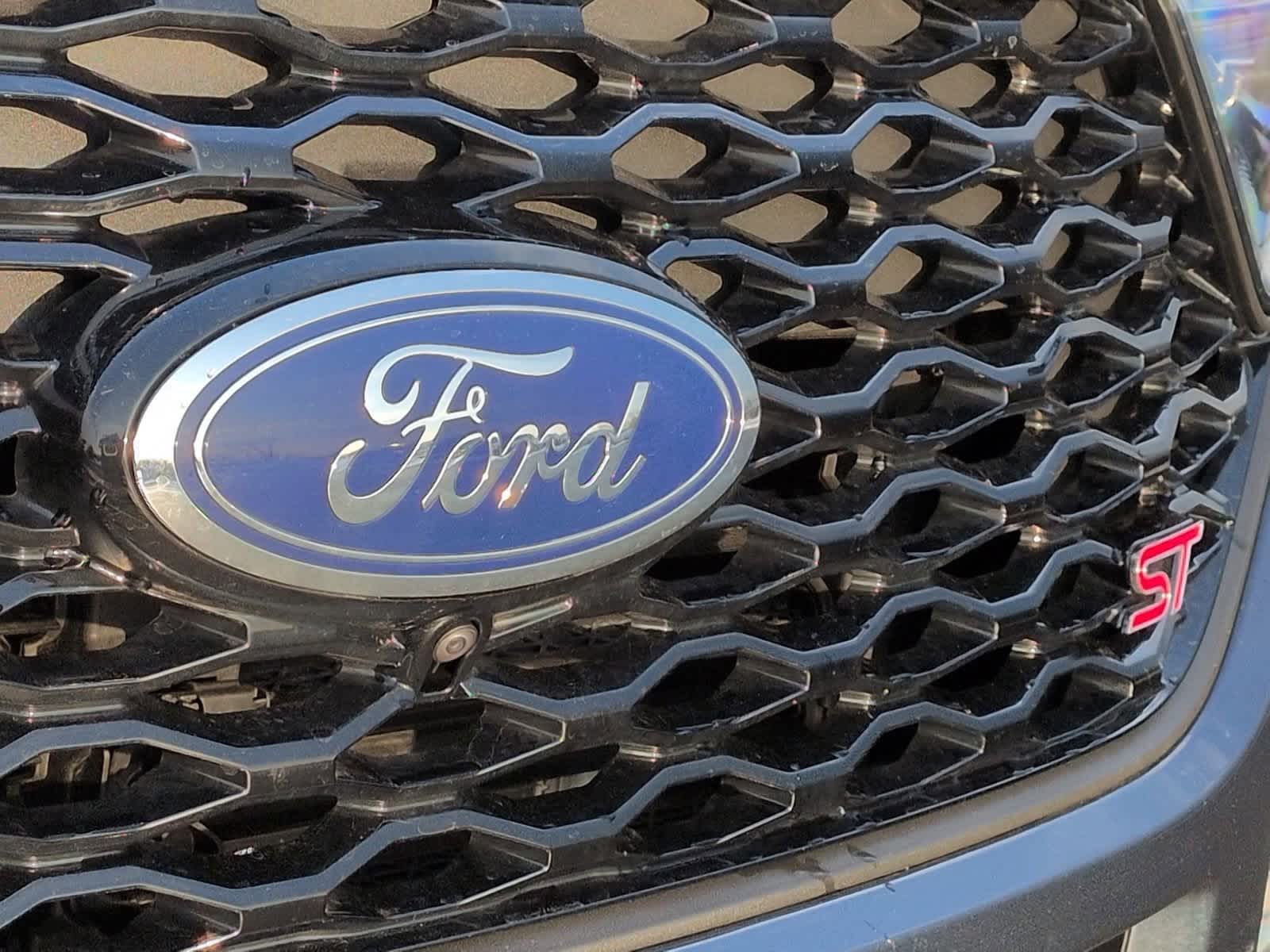 Thumbnail: 2023 Ford Explorer - 12