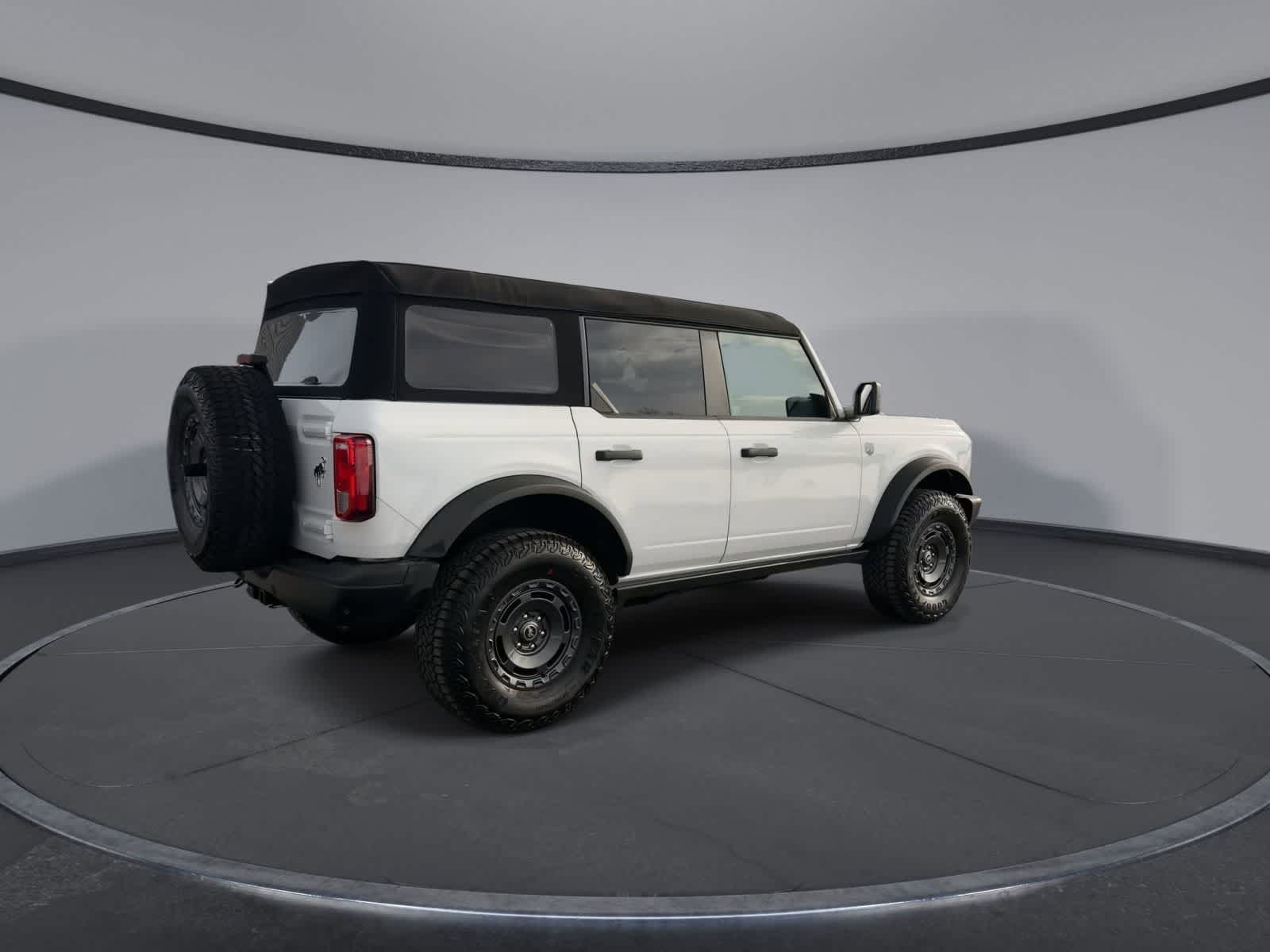 Thumbnail: 2025 Ford Bronco - 8