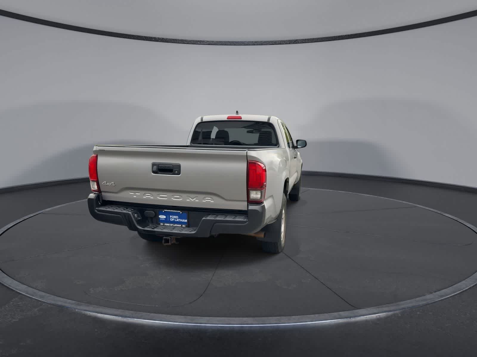Thumbnail: 2020 Toyota Tacoma - 7