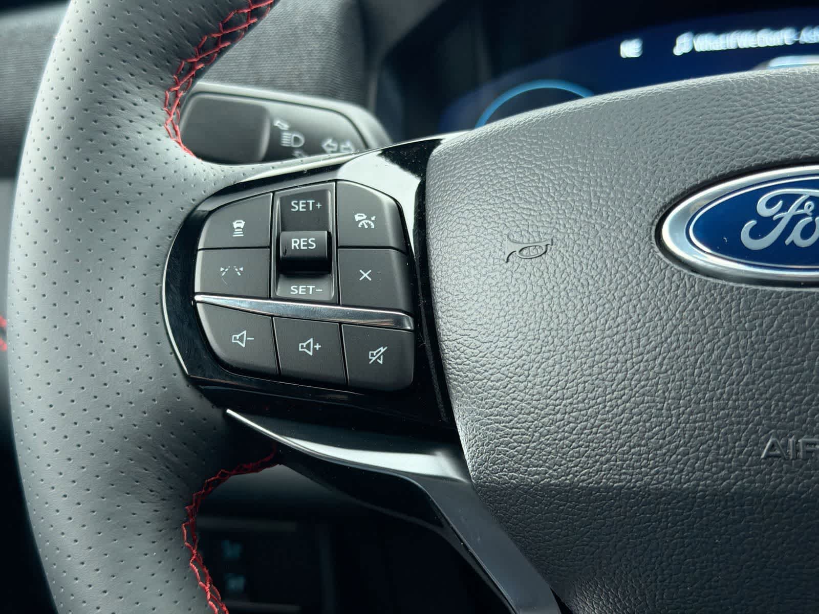 Thumbnail: 2026 Ford Explorer - 25