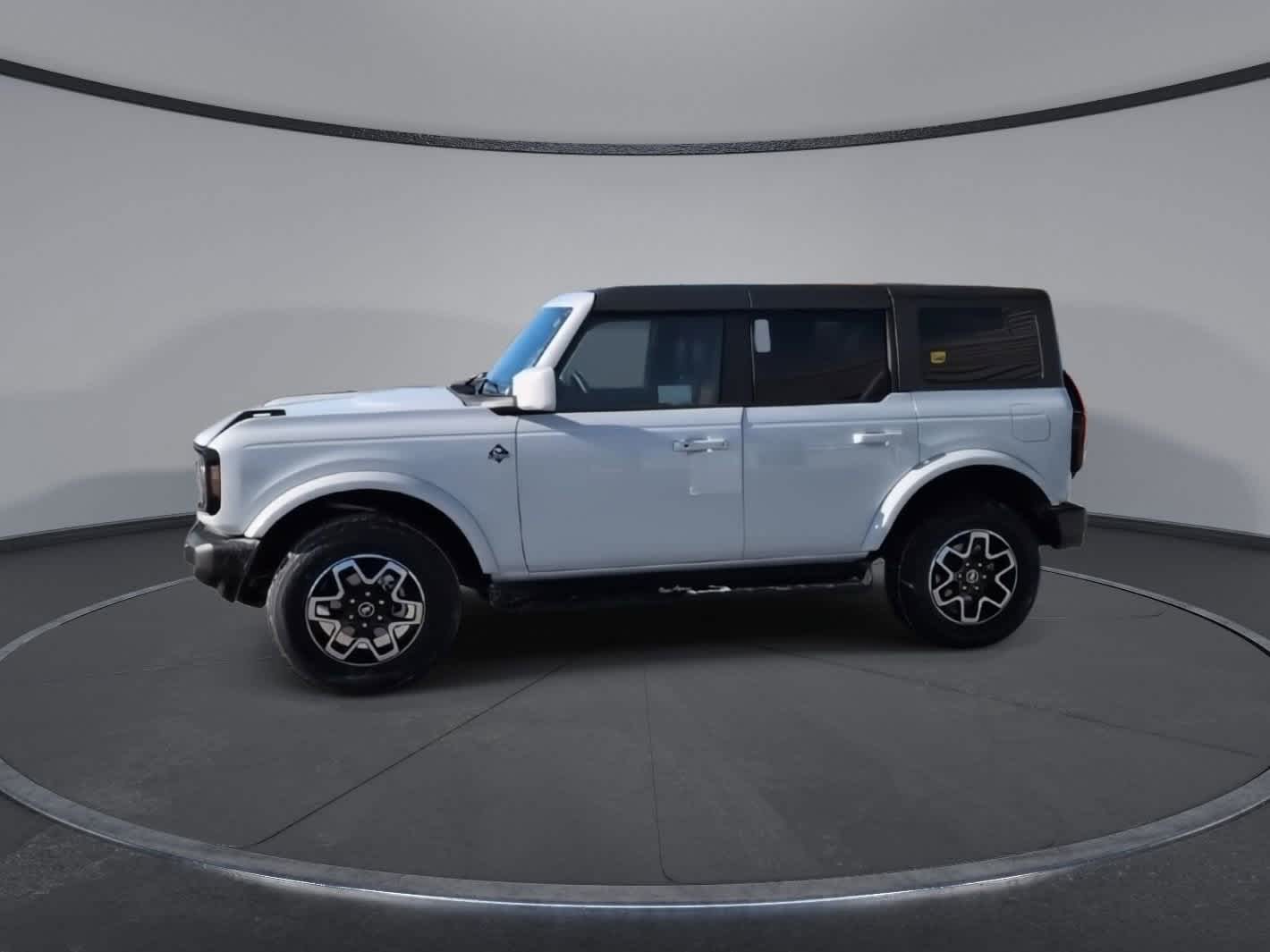 Thumbnail: 2025 Ford Bronco - 4