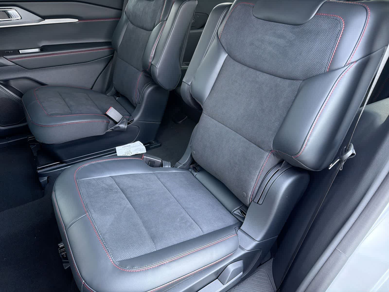 Thumbnail: 2026 Ford Explorer - 21