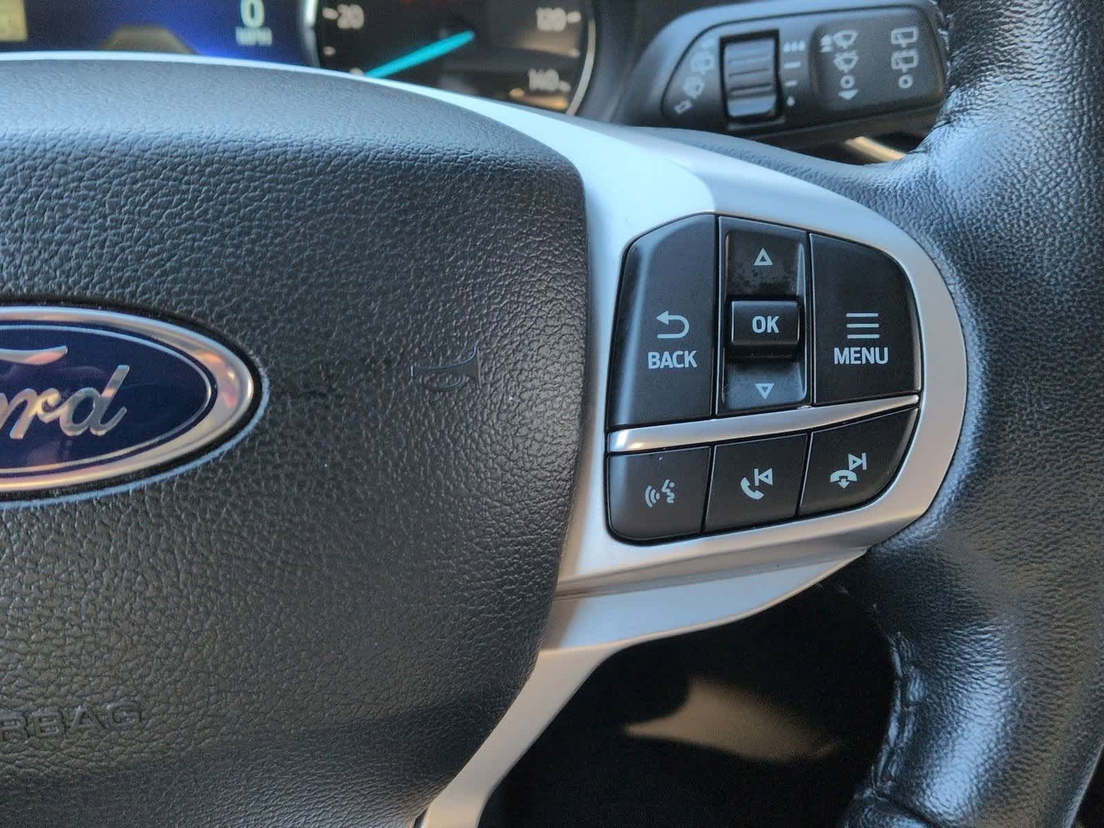 Thumbnail: 2022 Ford Explorer - 27