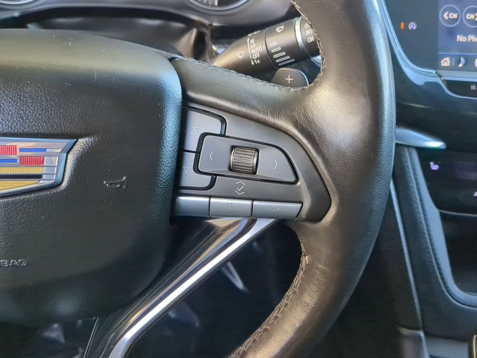 Thumbnail: 2020 Cadillac XT6 - 27