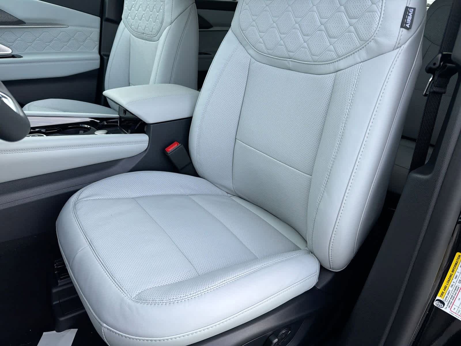 Thumbnail: 2026 Ford Explorer - 17