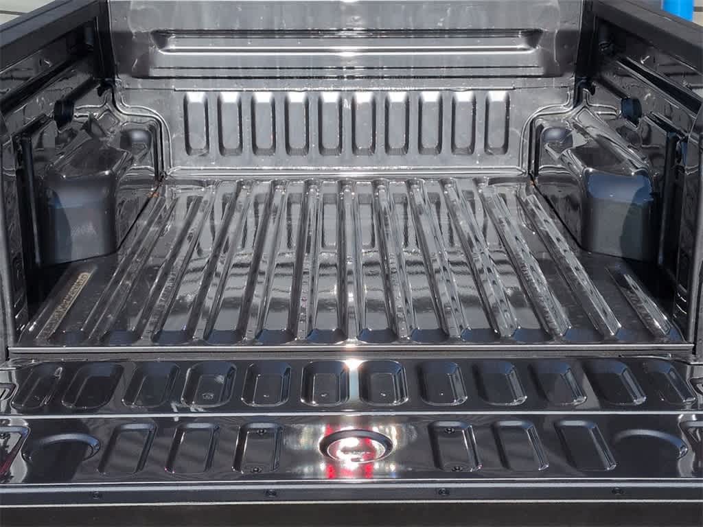 Thumbnail: 2025 Ford Maverick - 34