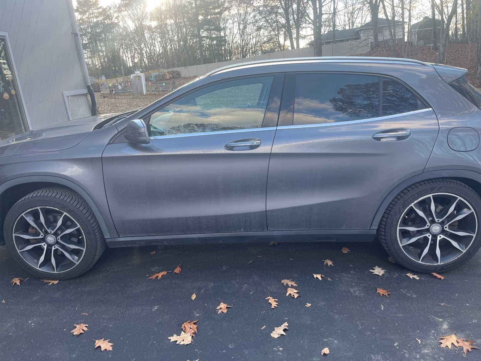 Thumbnail: 2016 Mercedes-Benz GLA - 2