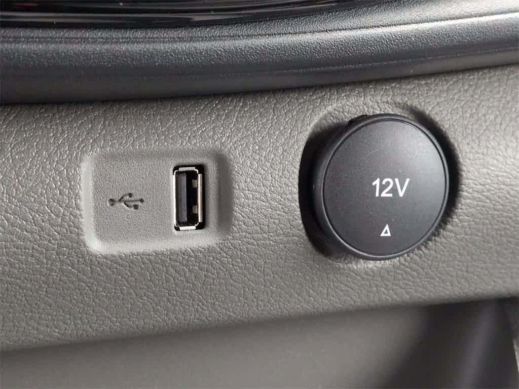 Thumbnail: 2025 Ford Transit Series - 31