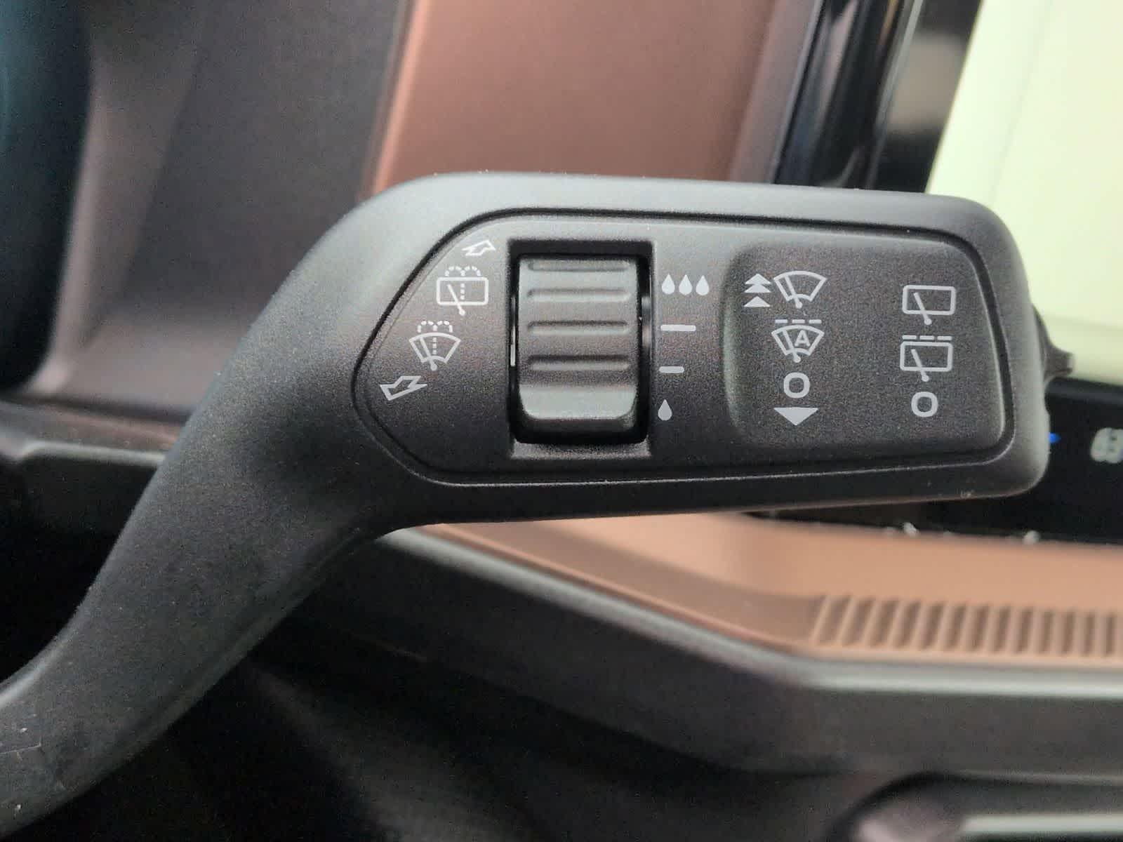 Thumbnail: 2025 Ford Bronco Sport - 26