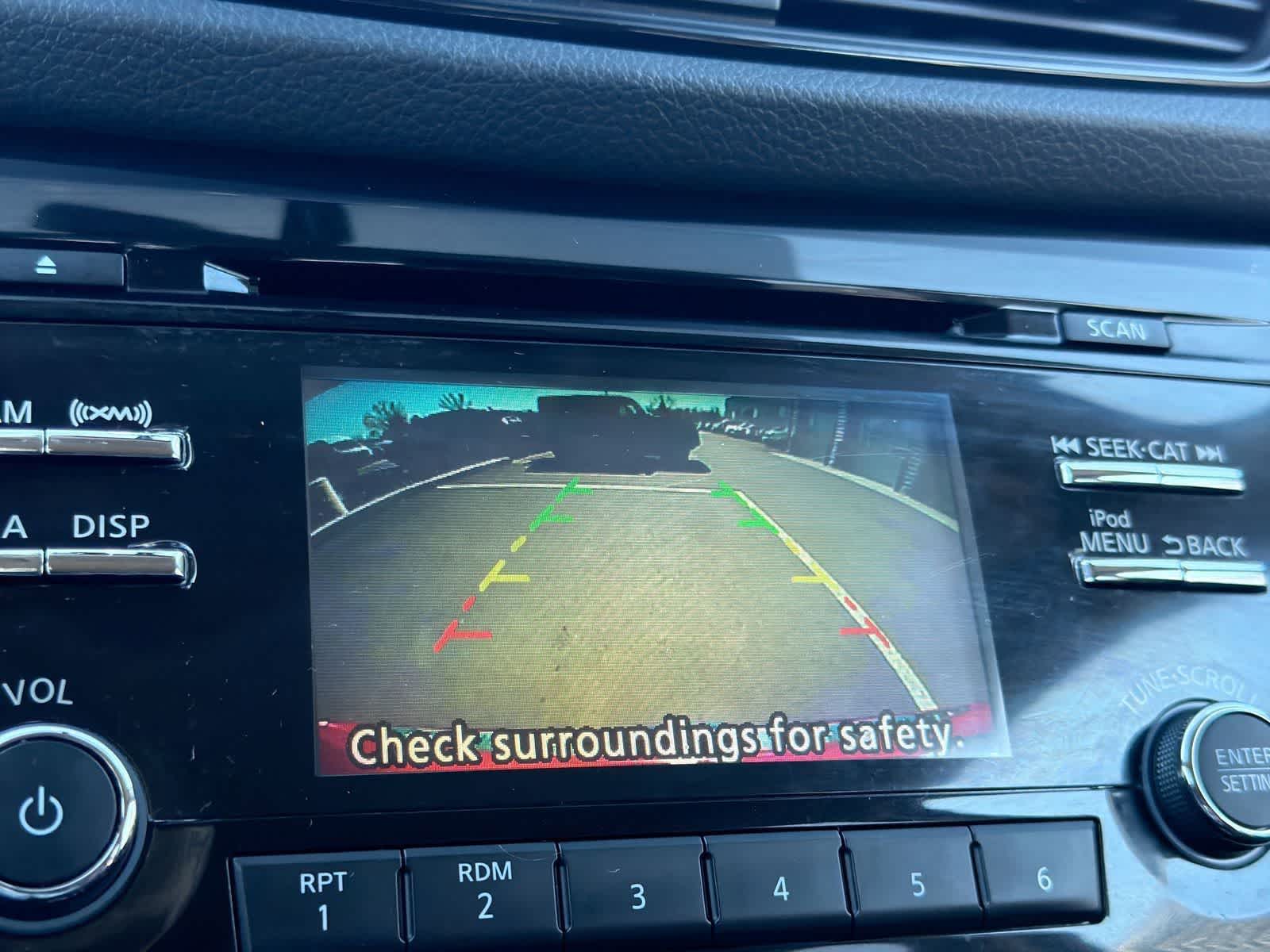 Thumbnail: 2017 Nissan Rogue - 29