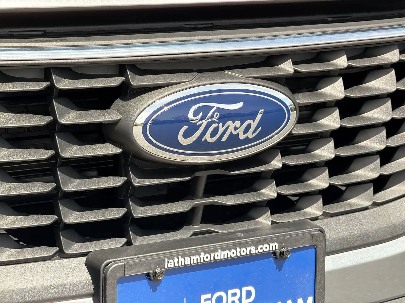 Thumbnail: 2023 Ford Escape - 12
