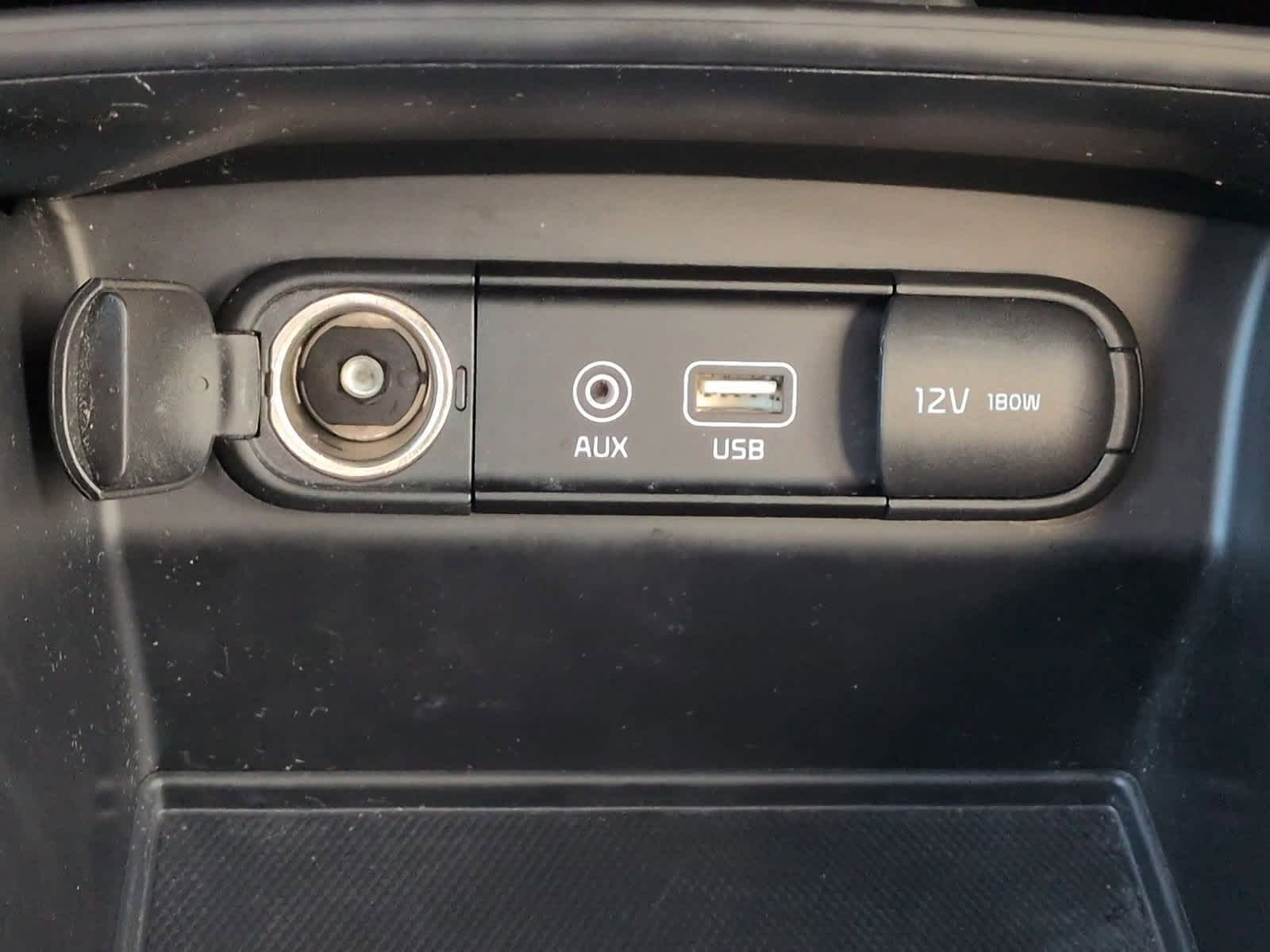 Thumbnail: 2019 Kia Sorento - 31