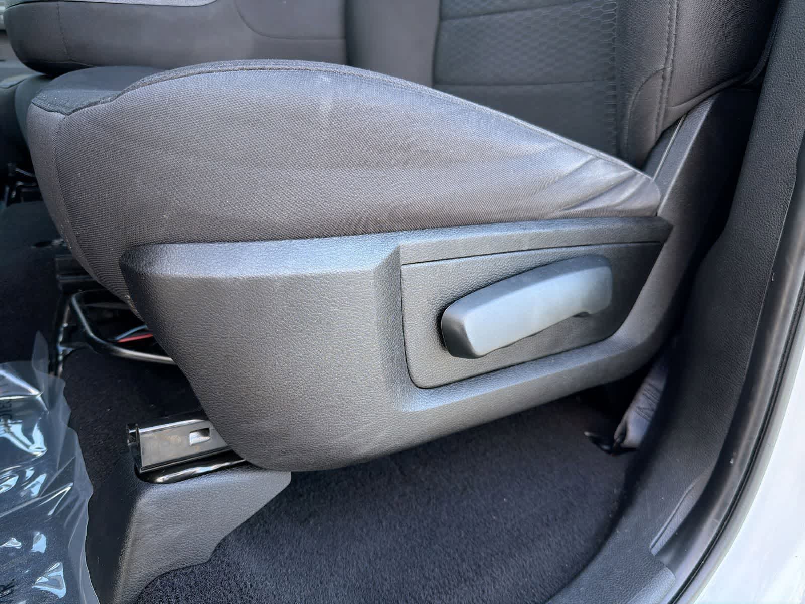 Thumbnail: 2019 RAM 1500 Classic - 18