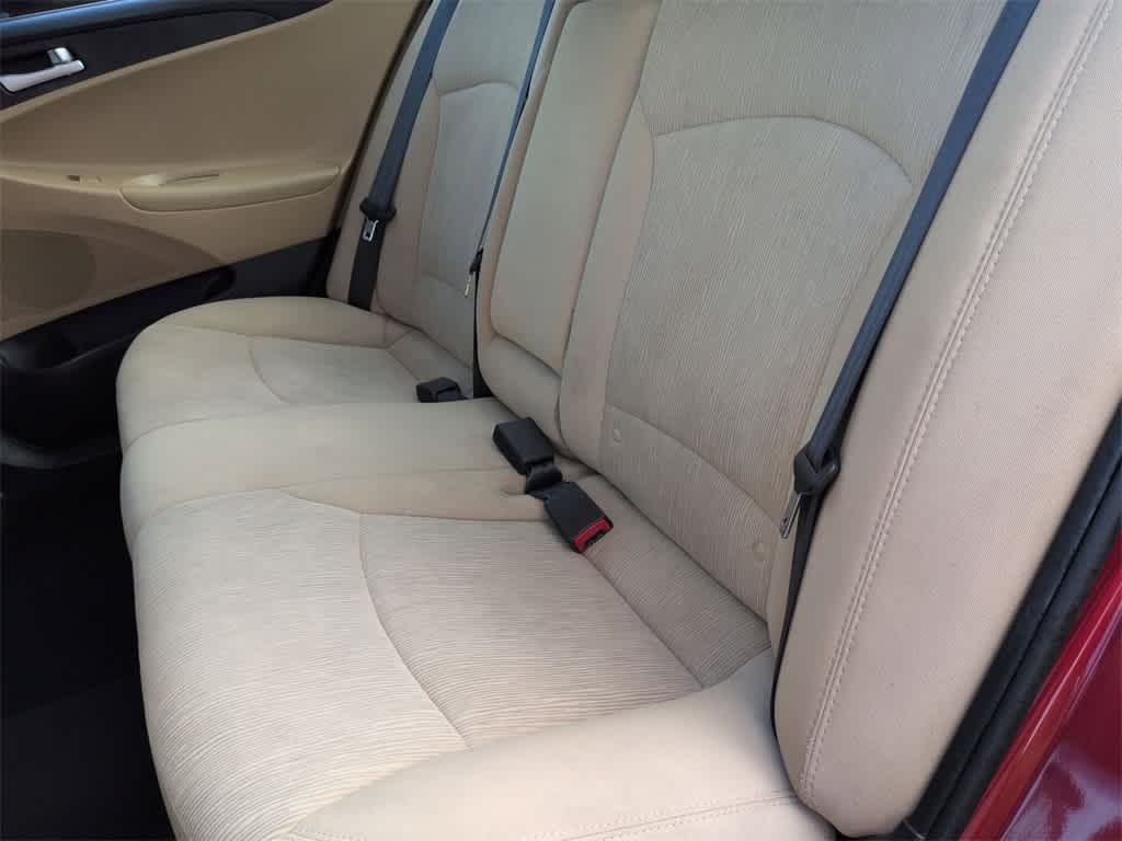 Thumbnail: 2012 Hyundai Sonata - 19