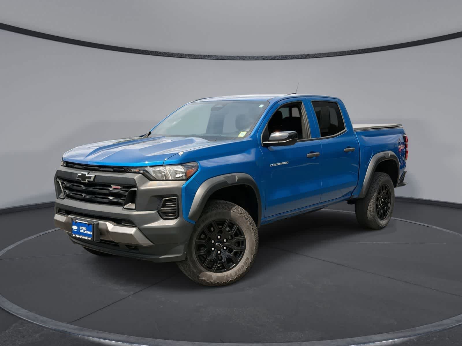 Thumbnail: 2023 Chevrolet Colorado - 1
