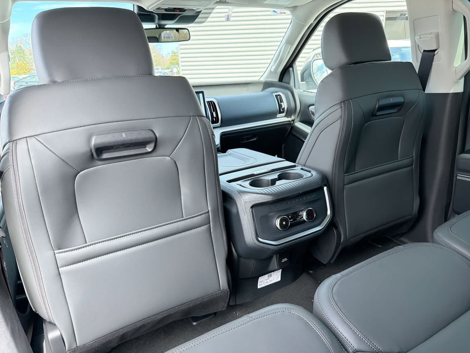 Thumbnail: 2026 Ford Expedition - 19