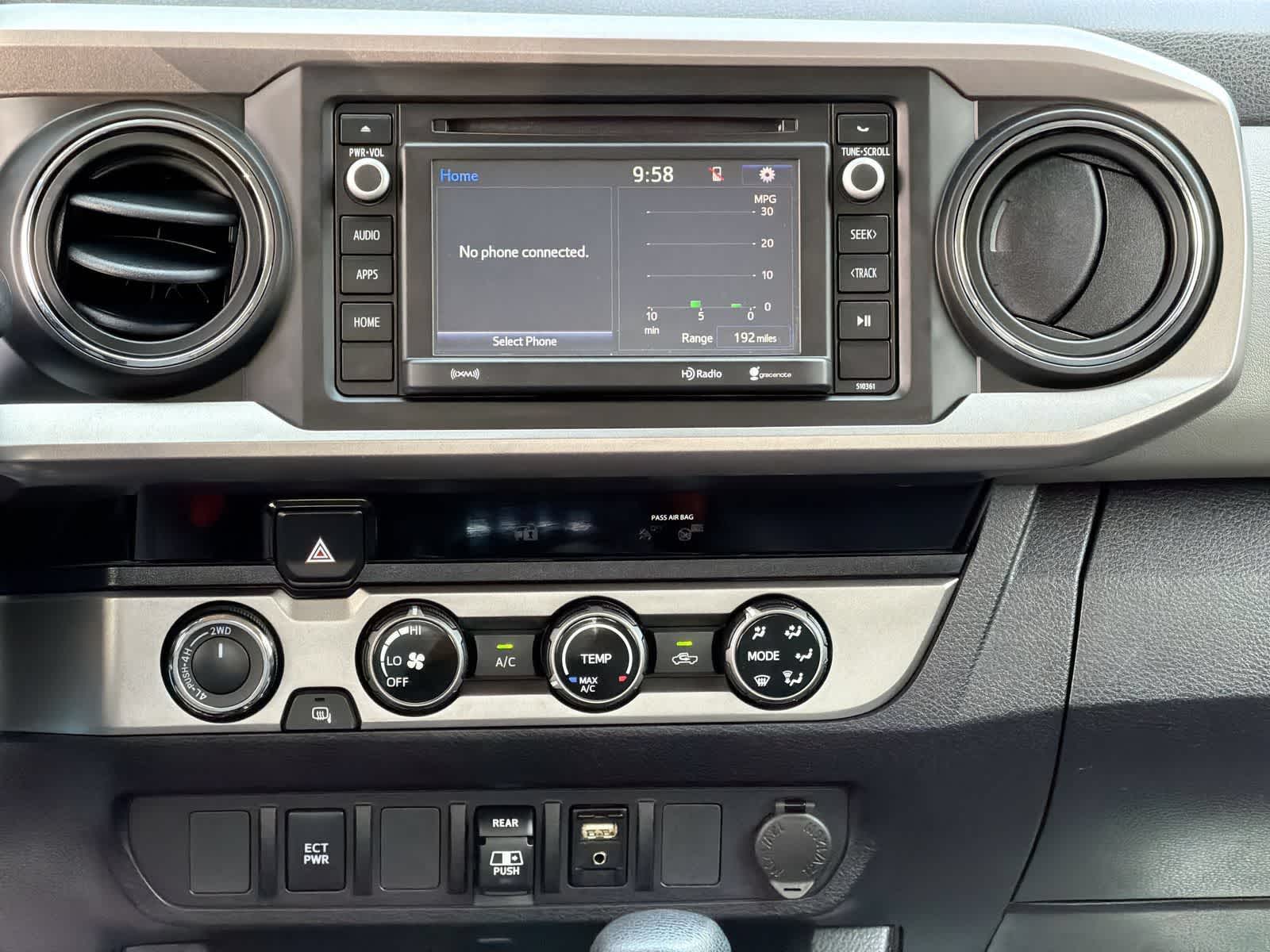 Thumbnail: 2018 Toyota Tacoma - 28