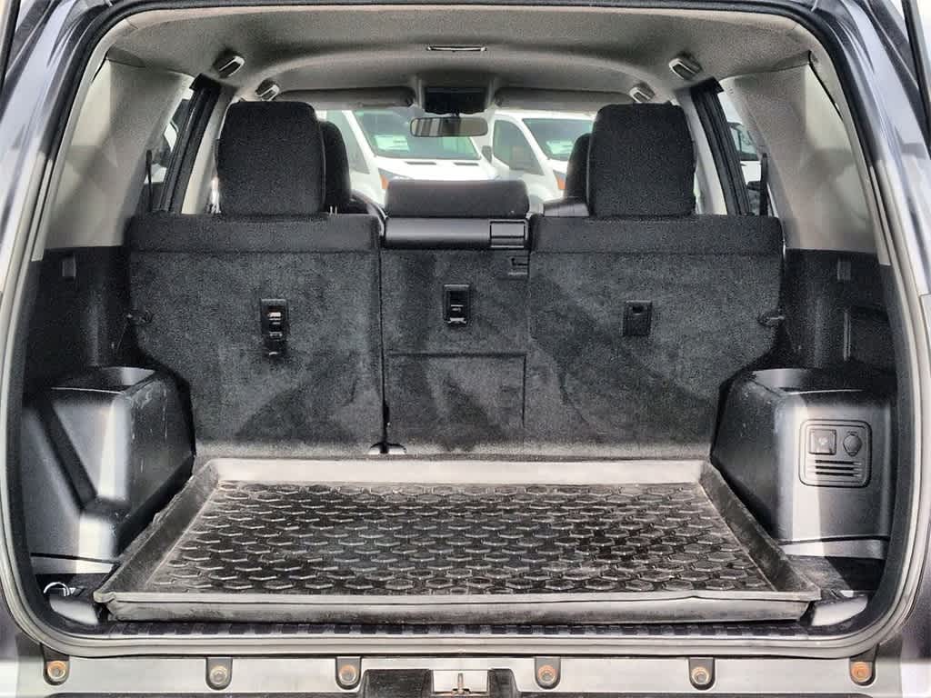 Thumbnail: 2017 Toyota 4Runner - 35