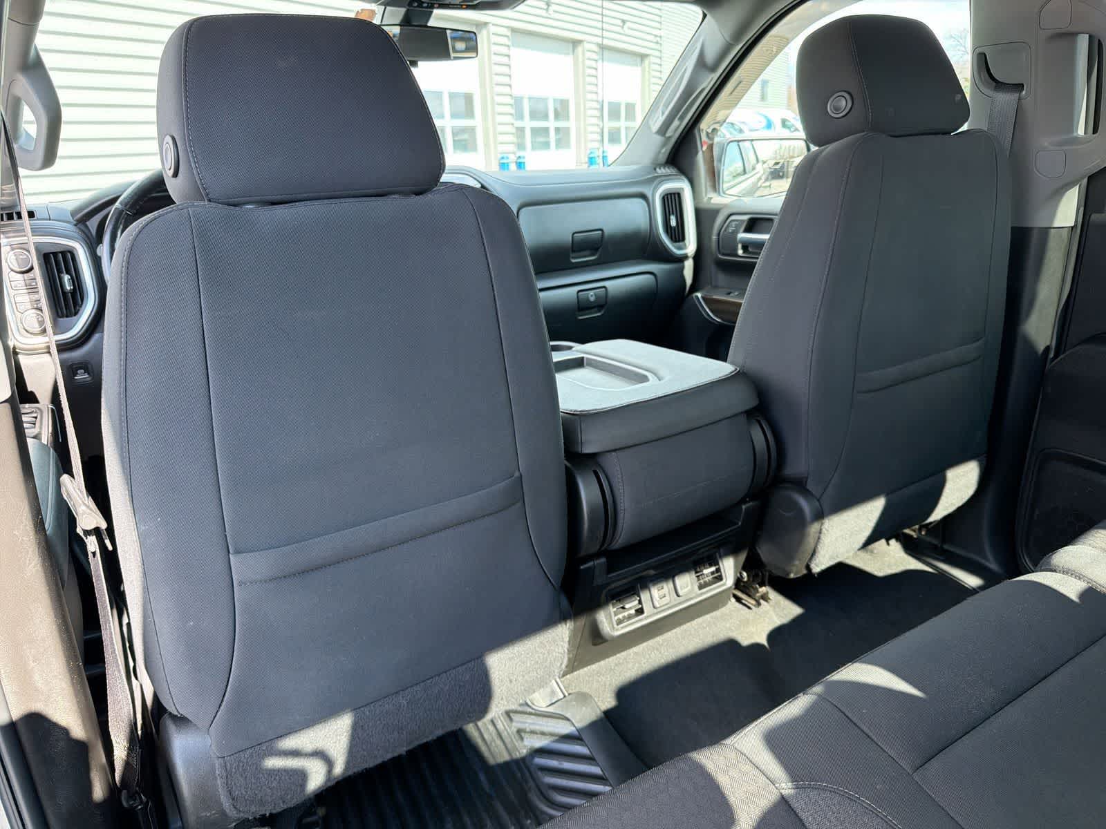 Thumbnail: 2022 Chevrolet Silverado 1500 - 19