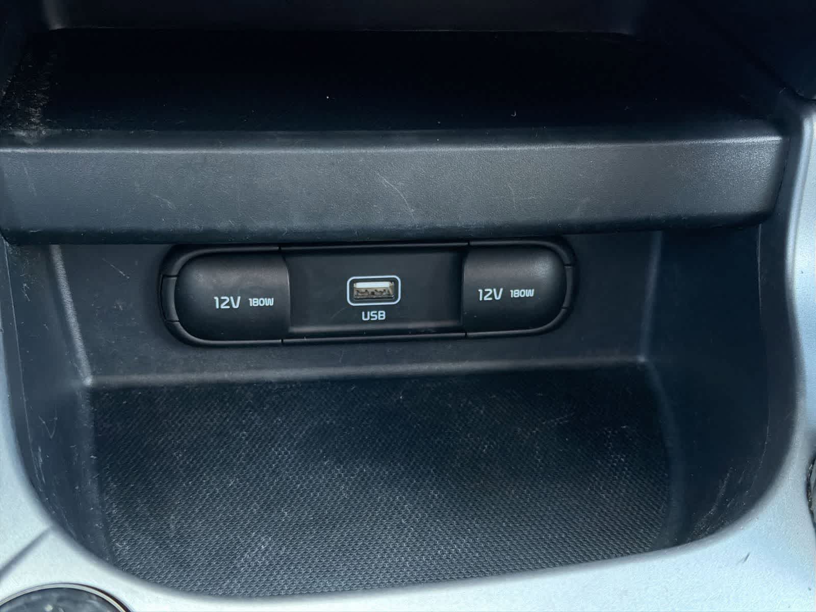 Thumbnail: 2022 Kia Seltos - 31