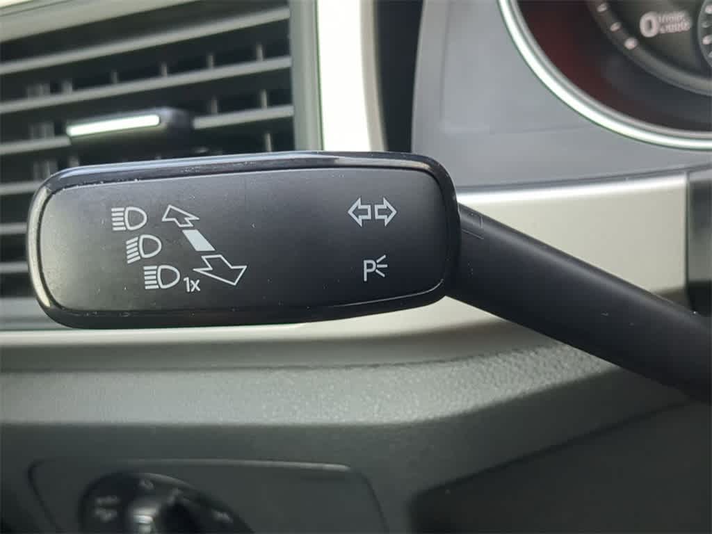 2020 Volkswagen Atlas SE 29
