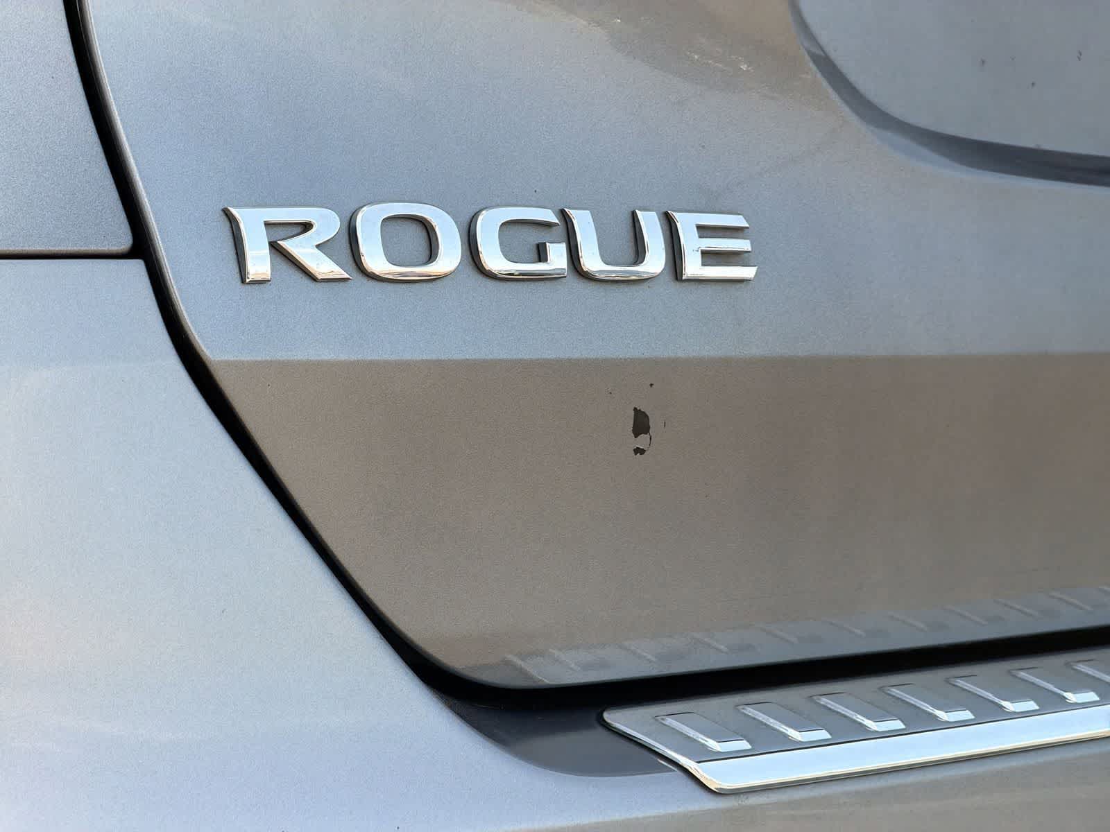 Thumbnail: 2016 Nissan Rogue - 13