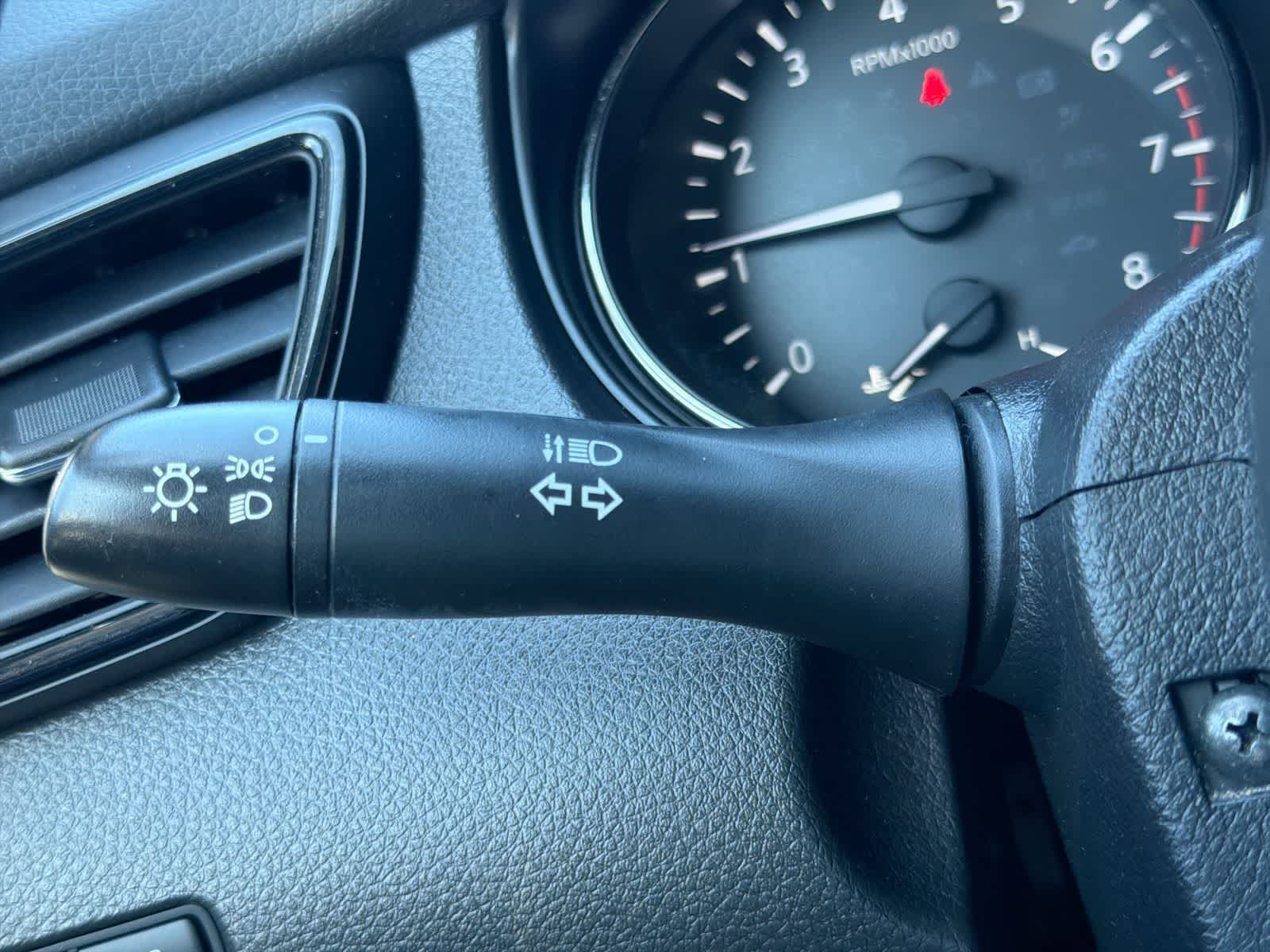 Thumbnail: 2017 Nissan Rogue - 27