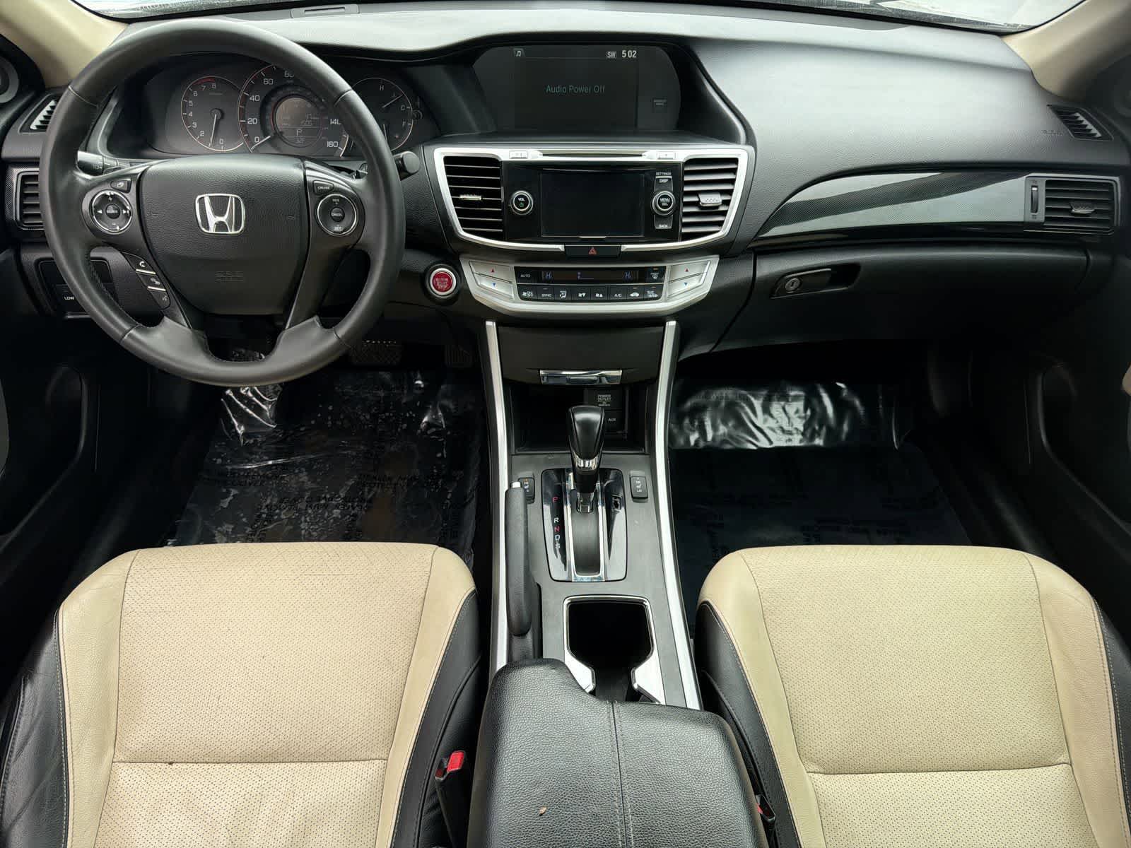 Thumbnail: 2015 Honda Accord - 16