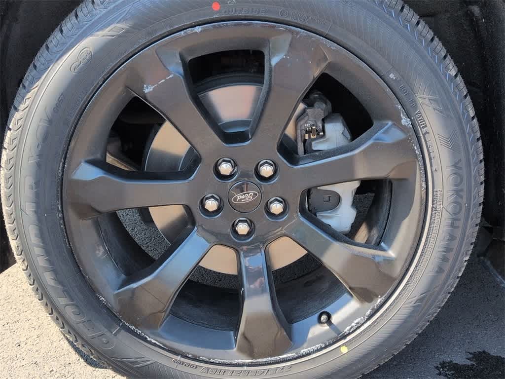 Thumbnail: 2021 Ford Explorer - 14