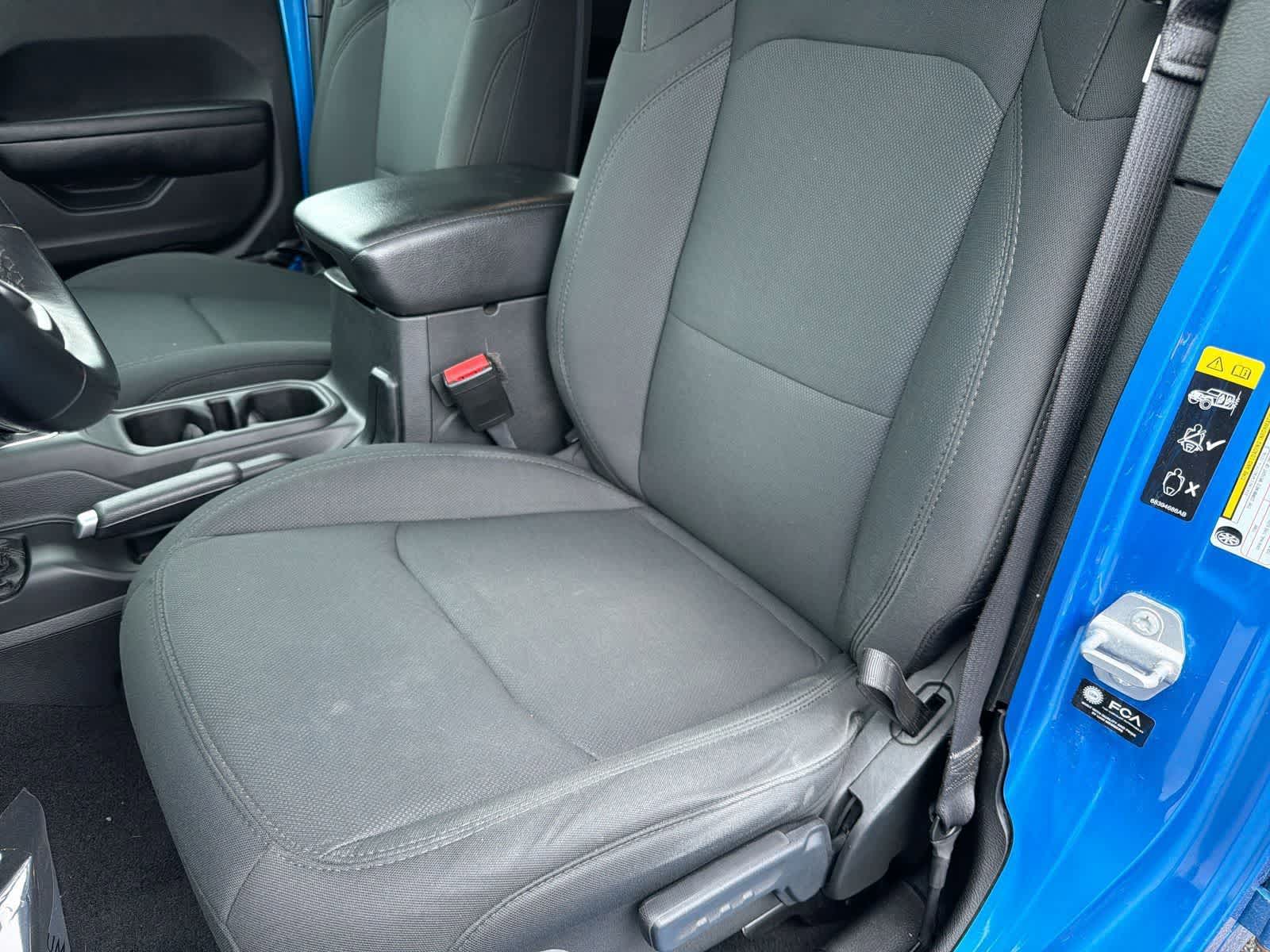 Thumbnail: 2021 Jeep Gladiator - 17