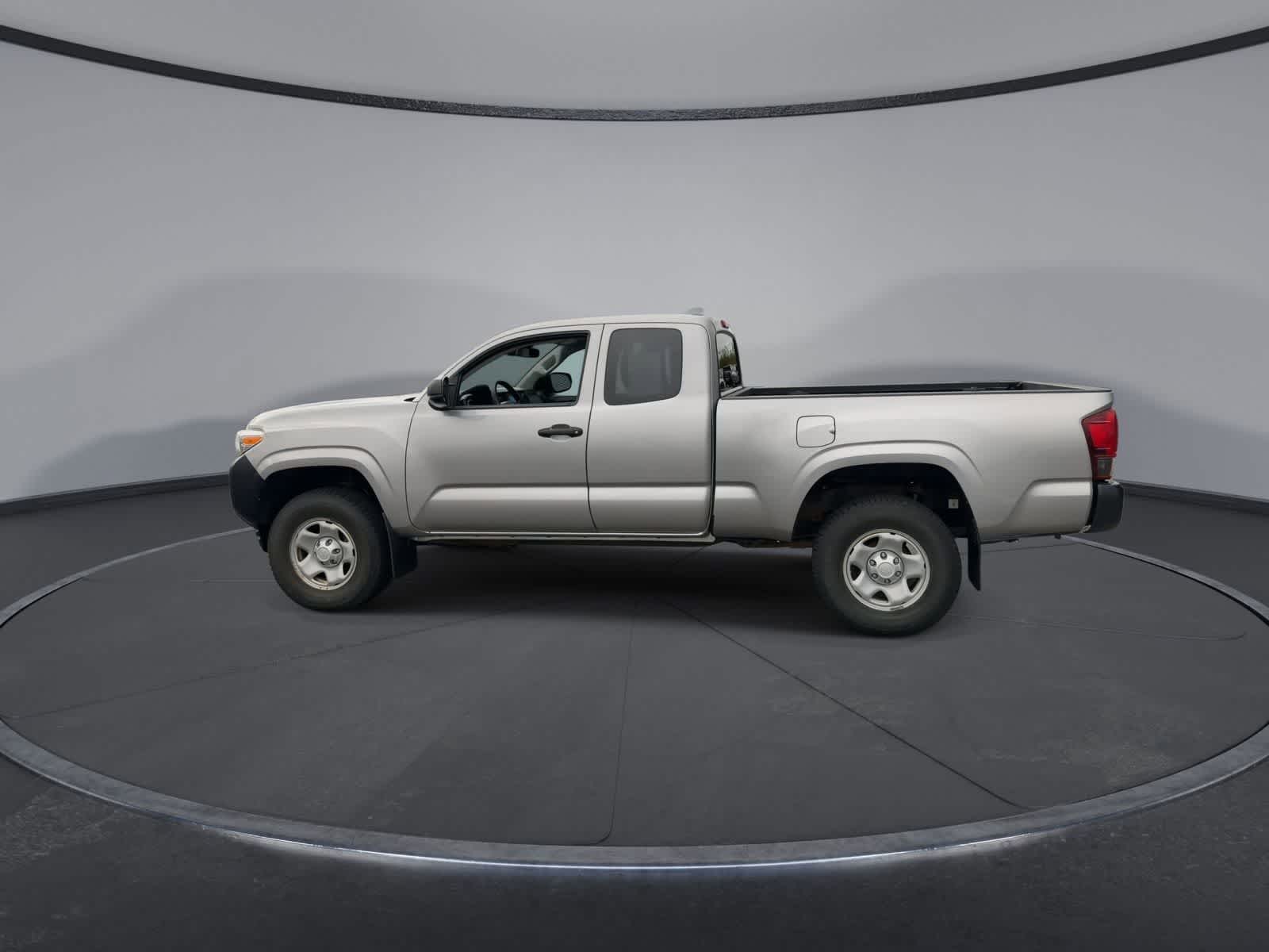 Thumbnail: 2020 Toyota Tacoma - 5