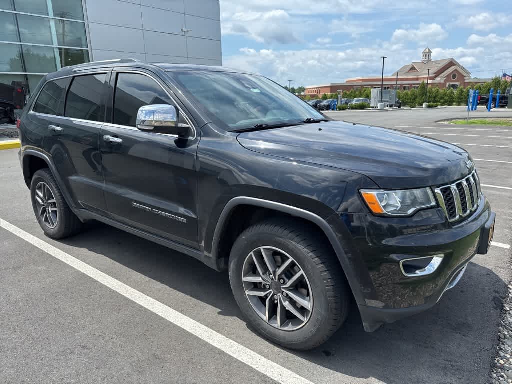 Thumbnail: 2020 Jeep Grand Cherokee - 4