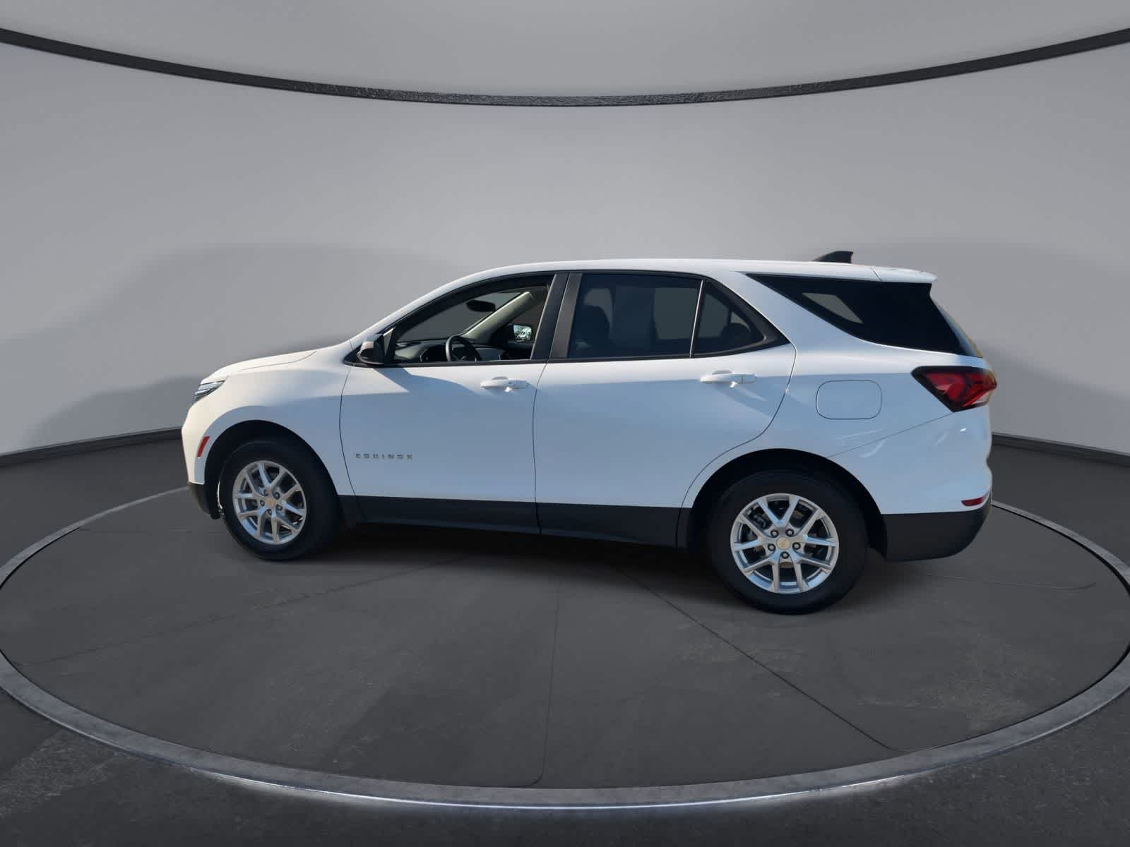 Thumbnail: 2024 Chevrolet Equinox - 5