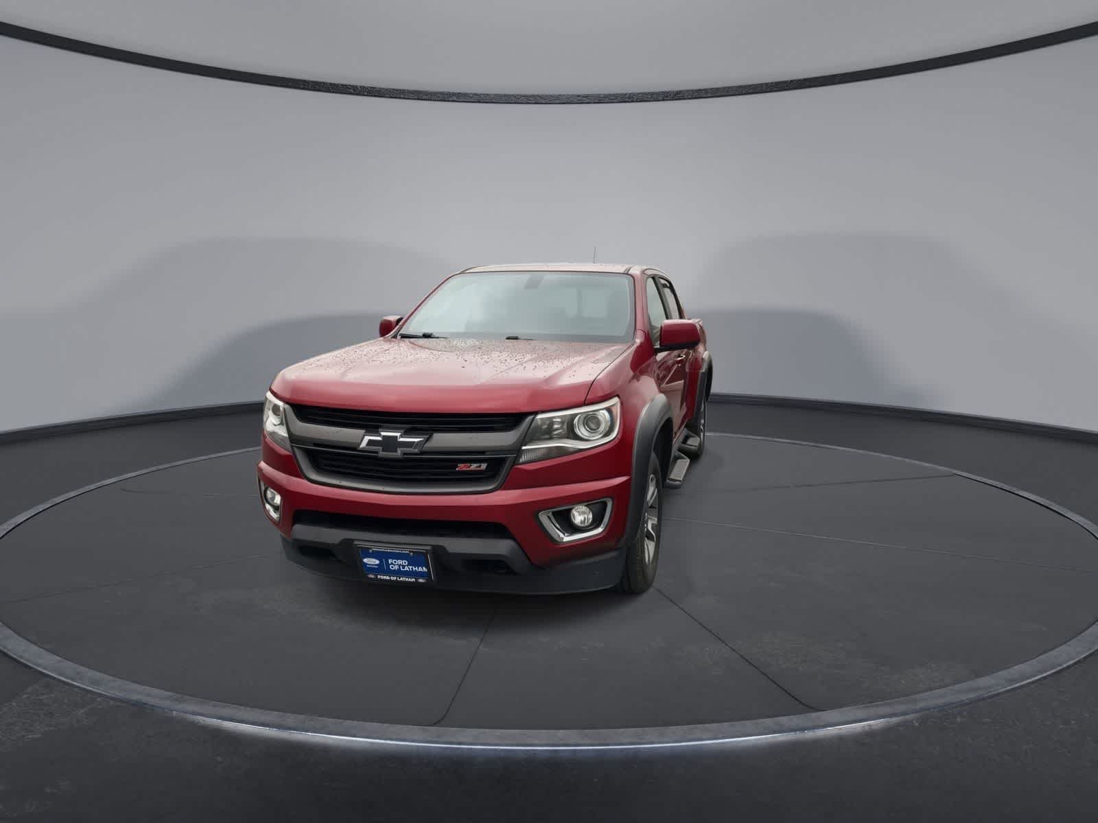 Thumbnail: 2017 Chevrolet Colorado - 3