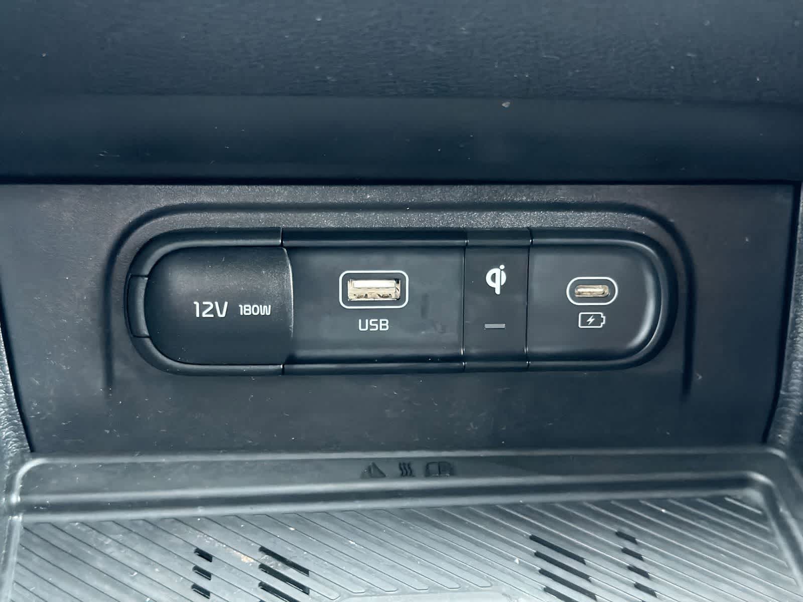 Thumbnail: 2023 Kia Sportage - 33