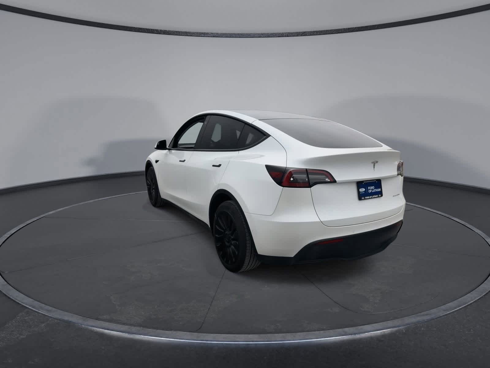Thumbnail: 2022 Tesla Model Y - 6
