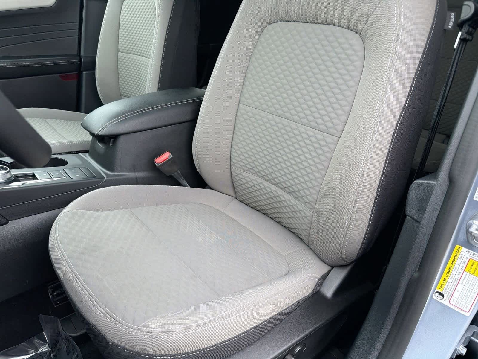 Thumbnail: 2022 Ford Escape - 17